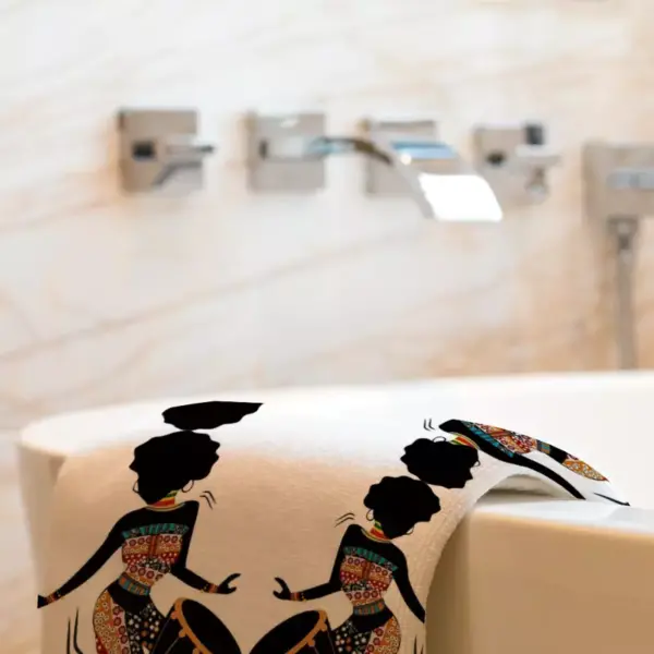Wangoma bath towel - Image 2